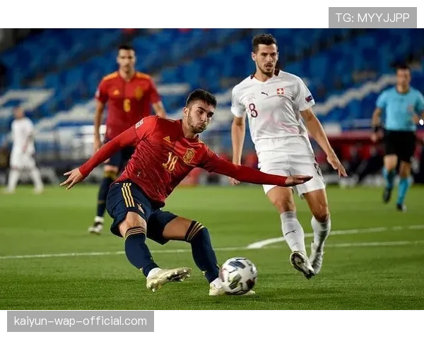 欧冠中游球队薪资投入策略 青训体系与精准引援并举