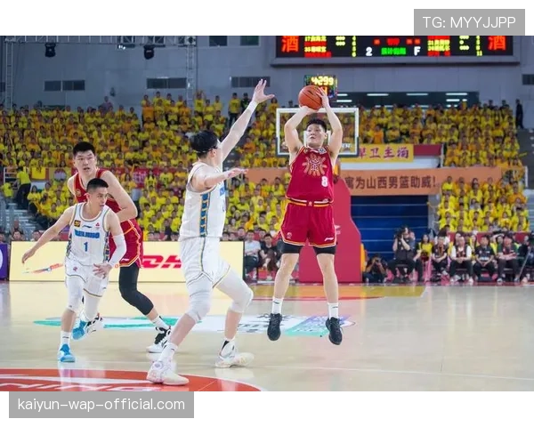 北京控股与山西汾酒交锋 里勒得分效率对抗迪亚洛全面表现